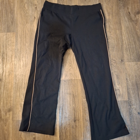 Ralph Lauren Active Women's Black Side-Stripe Jersey Pant. - Picture 7 of 10